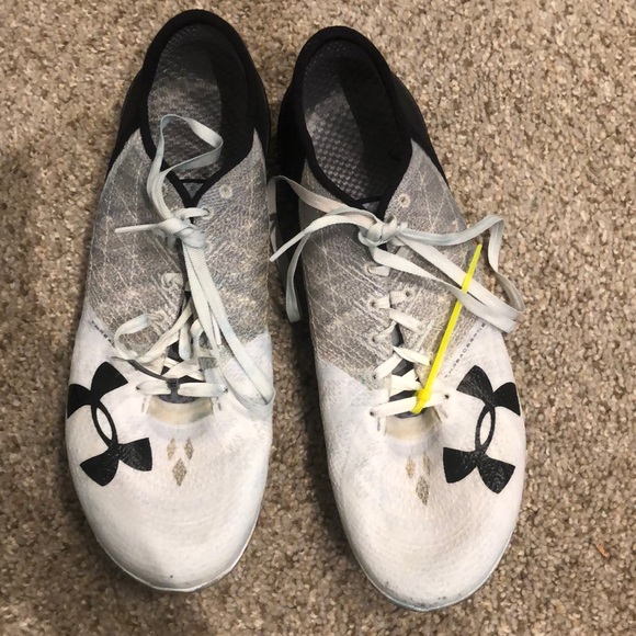 Under Armour Sprint Spikes size  7.5 - Picture 2 of 4